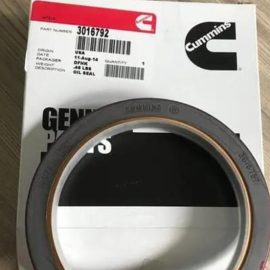 Cummins KTA38 Crankshaft Front Oil Seal 3016792