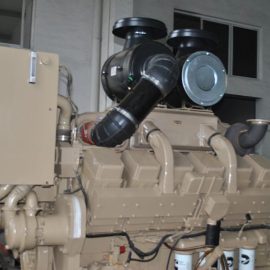 Cummins KTA38-M850 marine engine